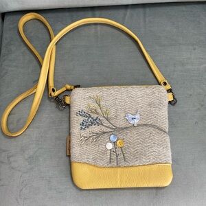 New USA artisan crafted Wool and Spice Felt and leather crossbody purse 8”x8”bag